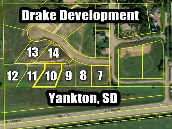 Drake Cir, Yankton, SD 57078