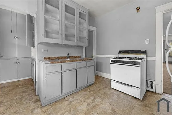 2828 E 125th St #DOWN — Photo 6