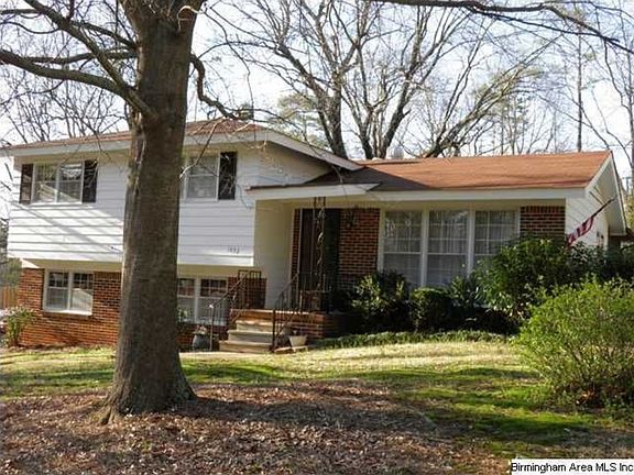 2nd image of 1032 Dawn Dr