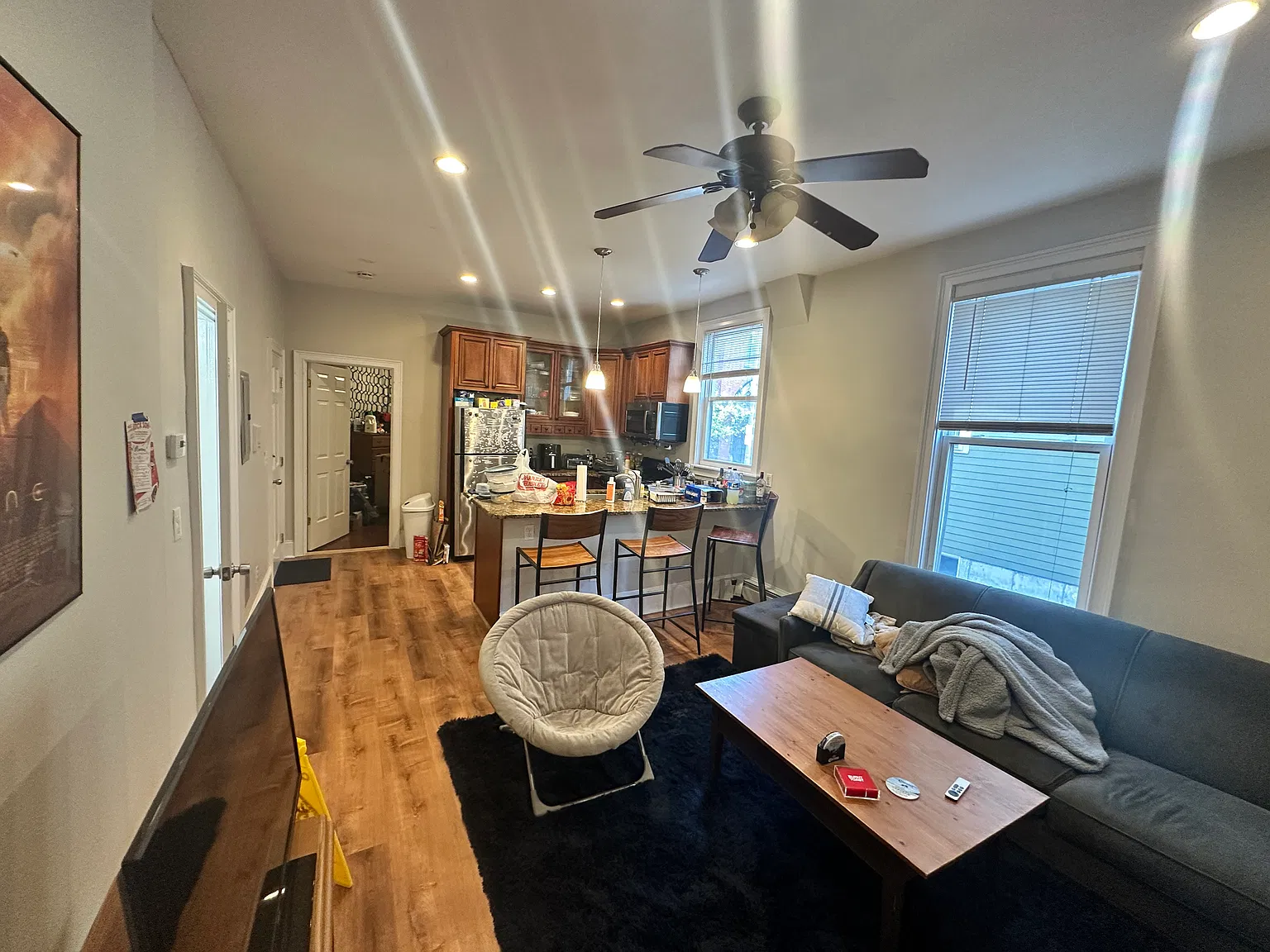 3 bed, 9999 sqft, $5,100 — Photo 4
