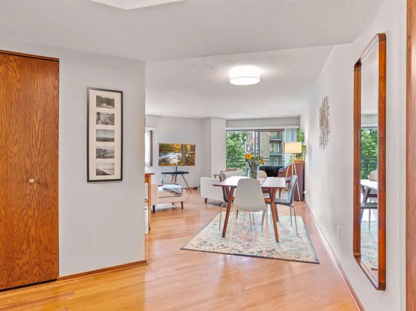 1225 Lasalle Ave APT 702, Minneapolis, MN 55403
