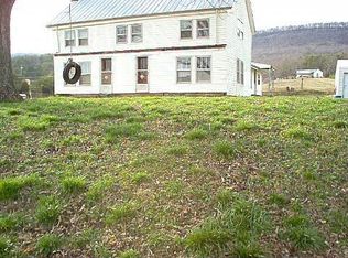 425 Kelly Ln, Pikeville, TN 37367
