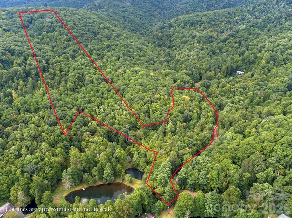 Pond Rd, Spruce Pine, NC 28777