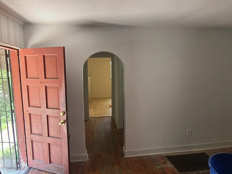 917 W Clarendon Dr — Photo 10