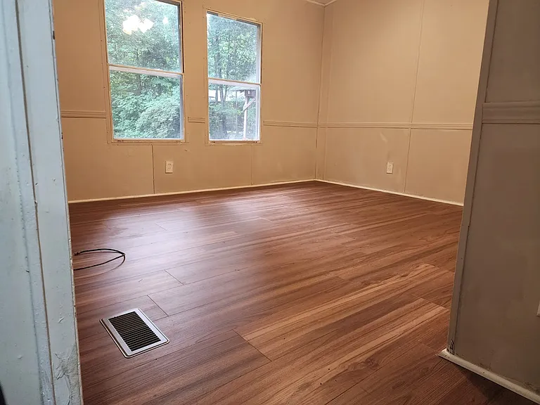 1241 Shannonbrook Ln — Photo 14
