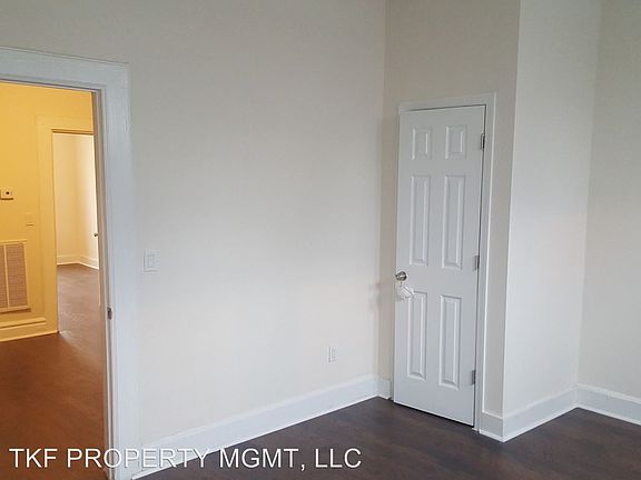 5th image of 152 Stuyvesant Ave