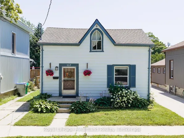 117 Quebec St, Goderich, ON N7A 2G6