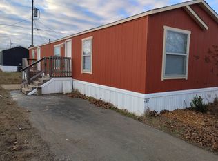 81 Riviera Courts Dr, Murray, KY 42071