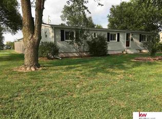 1942 Euclid St, Ashland, NE 68003