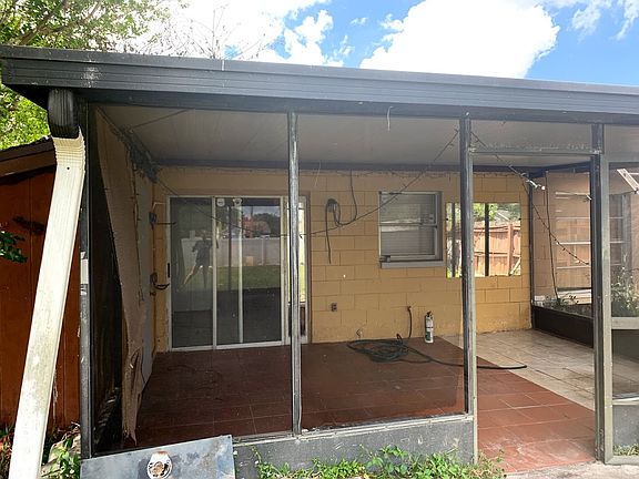 5th image of 1247 Mohrlake Dr
