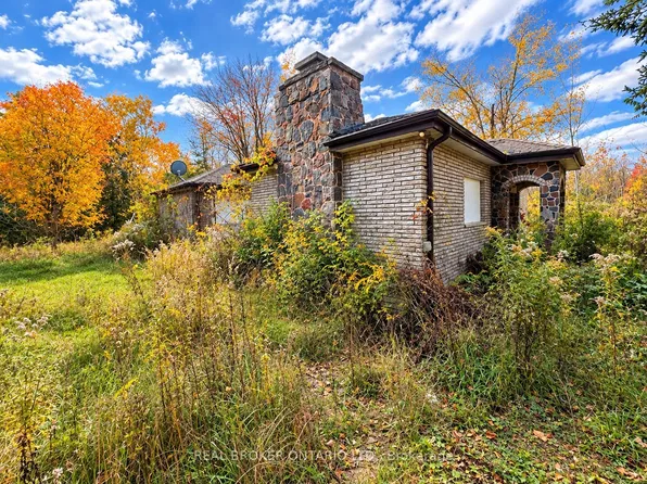 5654 Willison Side Rd, Ramara, ON L3V 0T4
