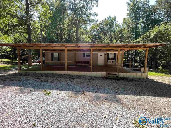 72 Cody Ln, Grant, AL 35747