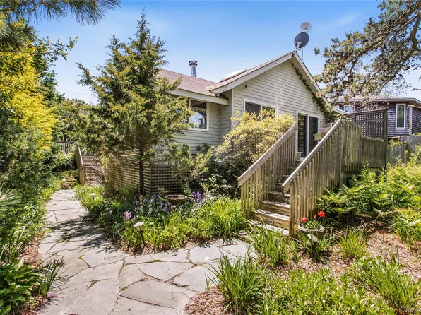 31 Lone Hill Walk, Fire Island Pines, NY 11782