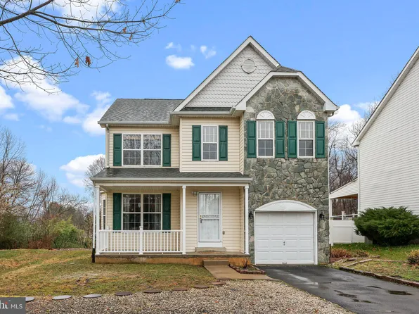 9954 Gardenia Ln, Philadelphia, PA 19115