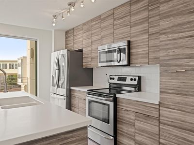 604 N Bluff Dr UNIT 244, Austin, TX, 78745