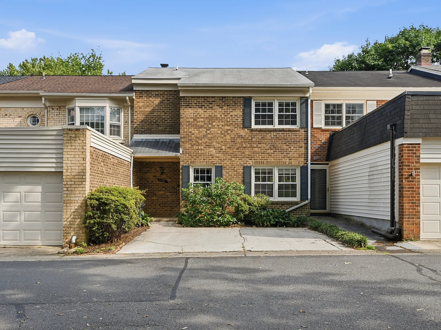 3 bed, 1786 sqft, $3,599 — Photo 2