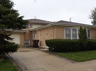 9255 Lavergne Ave, Skokie, IL 60077