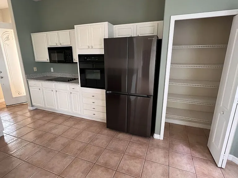 200 Ocean Ridge Dr — Photo 5