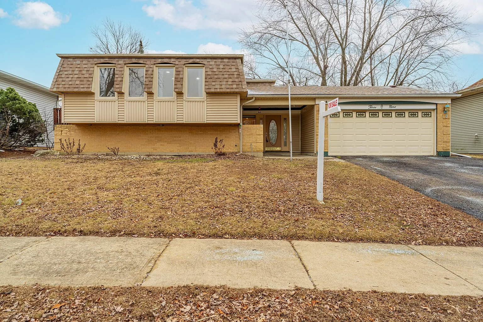 309 Falcon Ridge Way photo 1