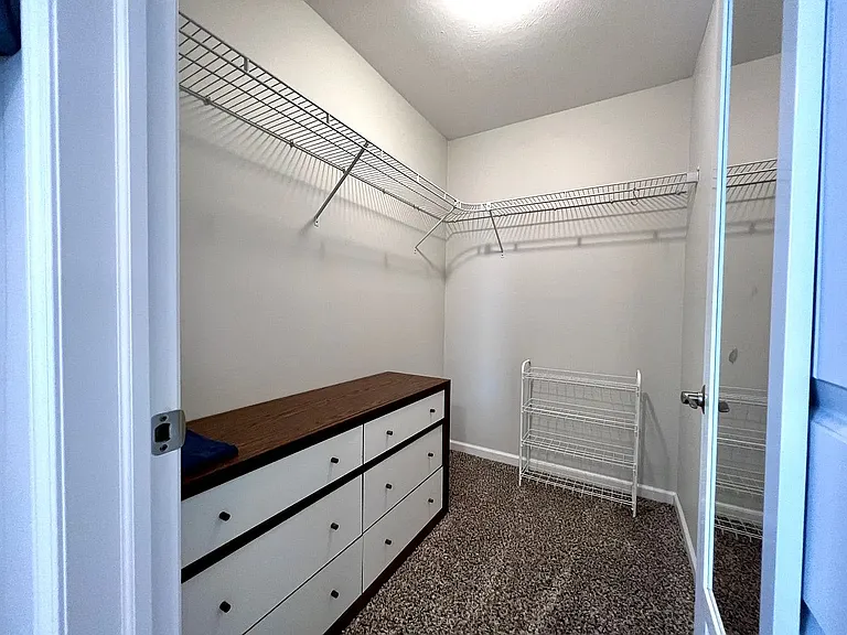 820 Sienna St — Photo 17
