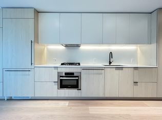 2471 Saint George St #411, Vancouver, BC