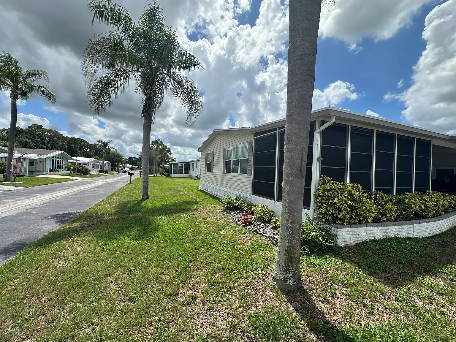 2 bed, 1288 sqft, $2,100 — Photo 3