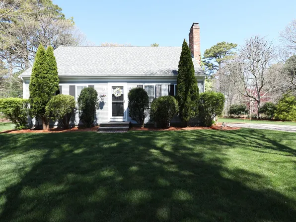 5 Betty Avenue, East Sandwich, MA 02537
