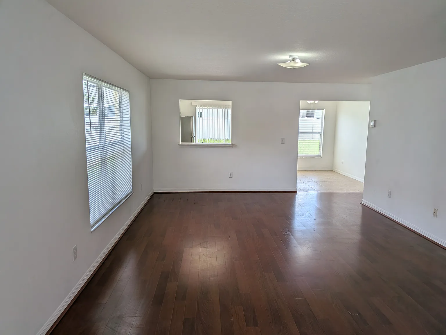 Nice 4/2/2 In Oak Grove In Lutz — Photo 2