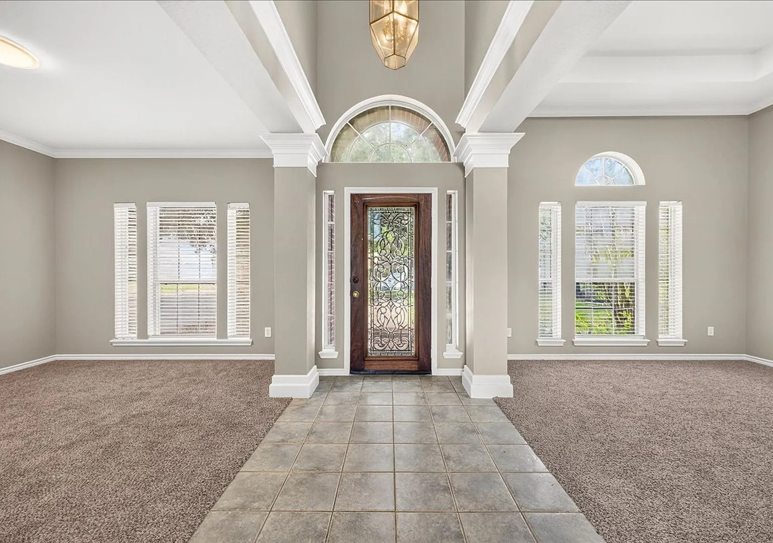 7414 Lake Micala Dr - 4 Bedroom / 3 Bathroom - $3395/month — Photo 4