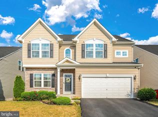 116 Tollerton Trl, Falling Waters, WV 25419