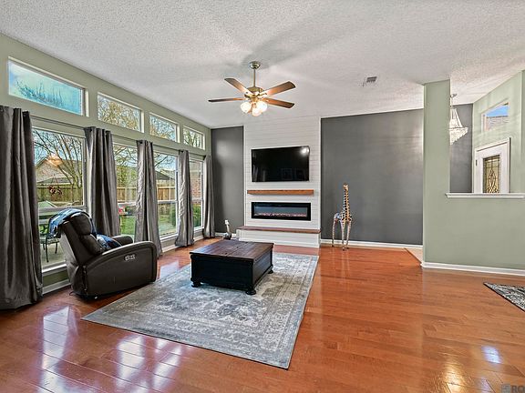 4th image of 13473 S Fairview Ave