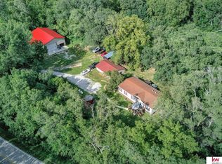 58865 Kidd Rd, Glenwood, IA 51534