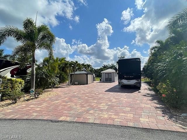 1st image of 10008 RAMBLEWOOD CT