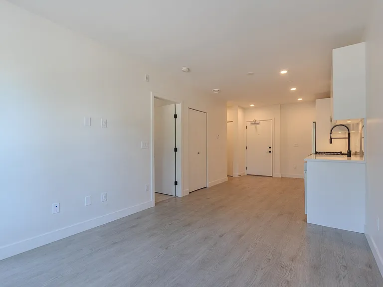 13238 105th Ave #206 — Photo 16