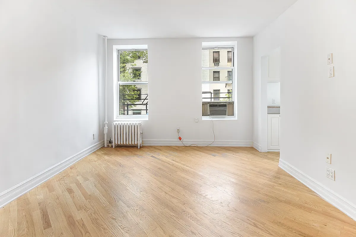 352 East 19th Street — Photo 1