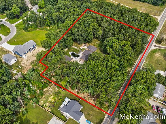 3rd image of 299 S Brooks Rd