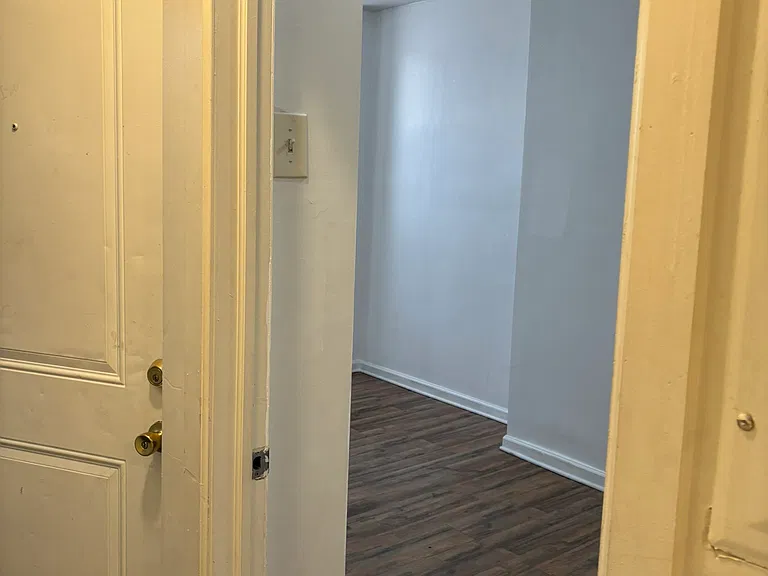 885 Belmont Ave — Photo 7