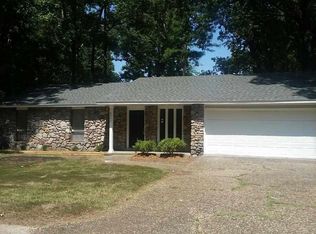 8004 Rebecca Dr, Little Rock, AR 72209