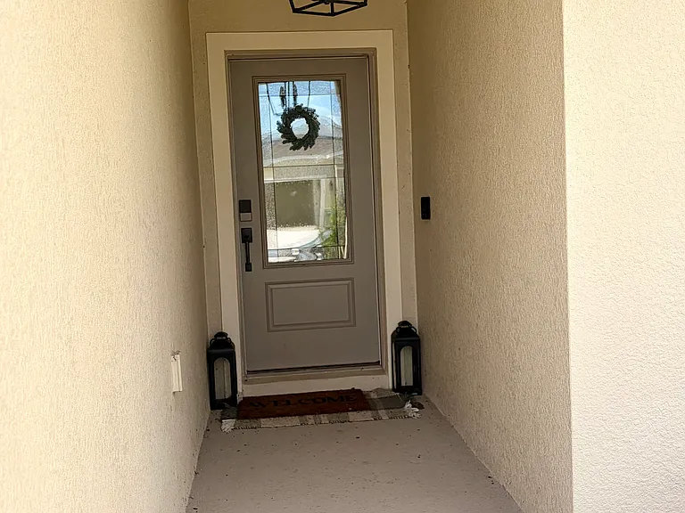 652 Crown Rose Dr — Photo 2
