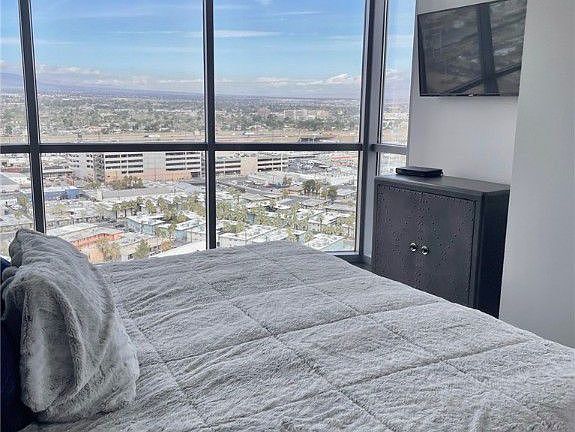 4th image of 200 W Sahara Ave Unit 2301