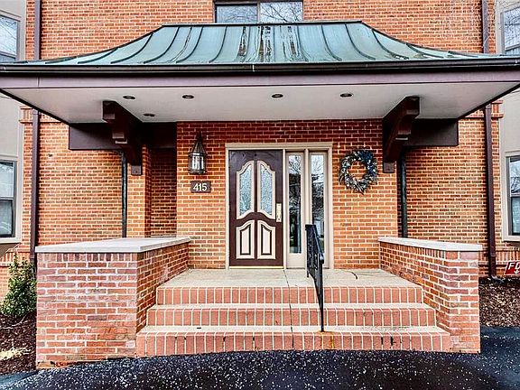 2nd image of 415 W Jefferson Ave APT 404