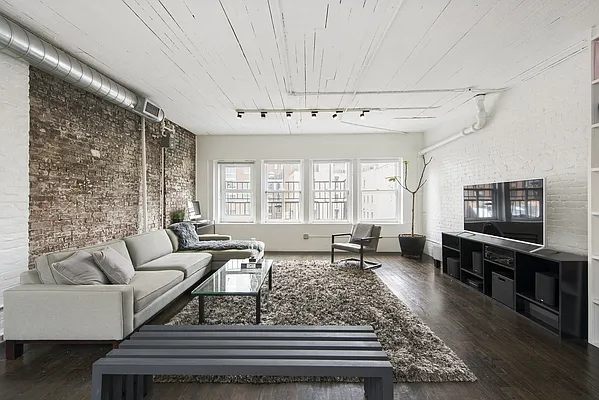 Rented by Nest Seekers International | media 22