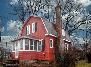 73 Oak St, Natick, MA 01760