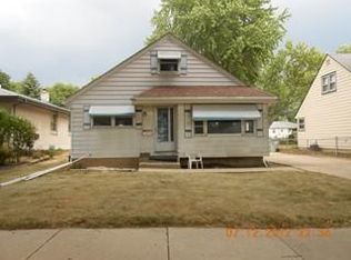 4062 S 58th St, Milwaukee, WI 53220