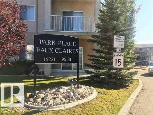 16221 95th St NW #136, Edmonton, AB T5Z 3V3