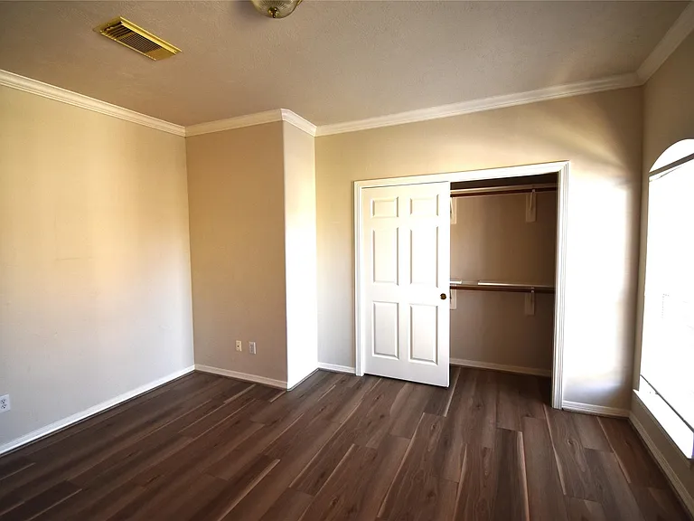 2835 Briarhurst Park — Photo 20