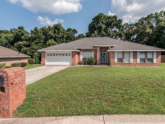 3rd image of 588 Shiloh Dr