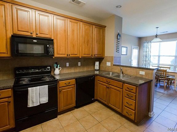 4th image of 8809 Alderwood Way