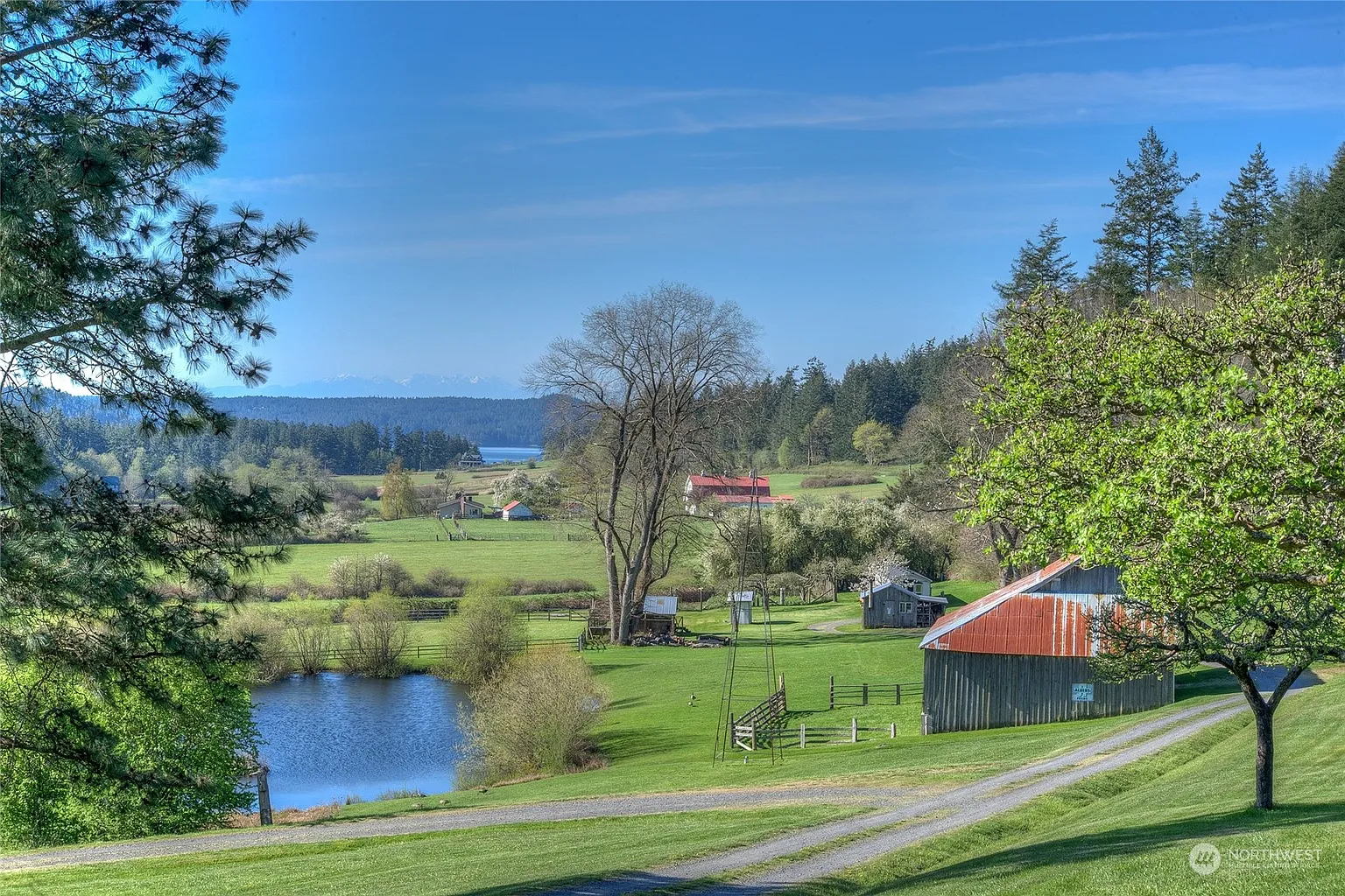 2831 Crow Valley Road photo 1