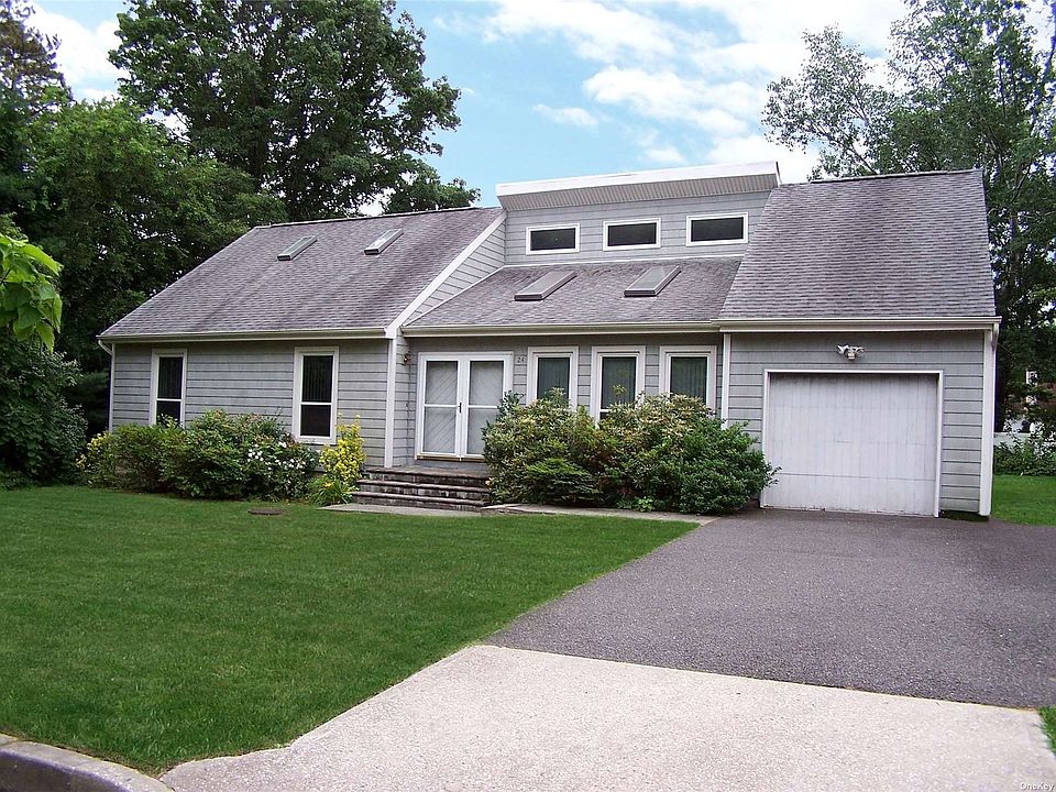 1st image of 24 Harmony Dr
